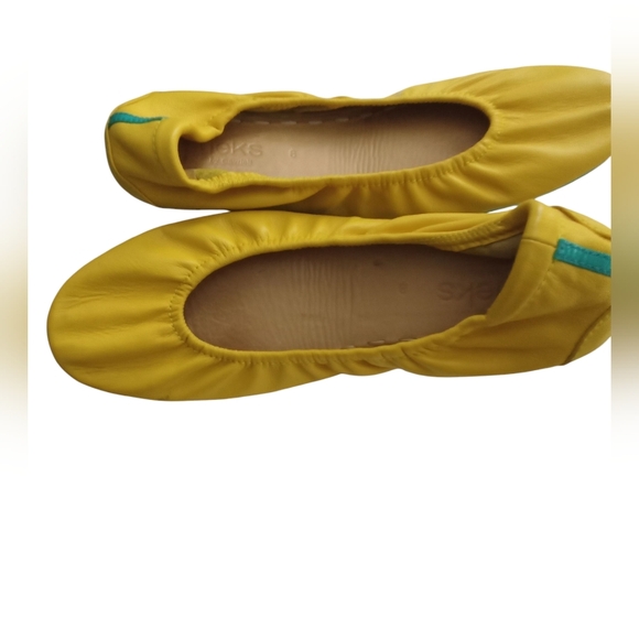 TIEKS by Gavrieli Mustard Yellow Flats Size 8 - Picture 8 of 12